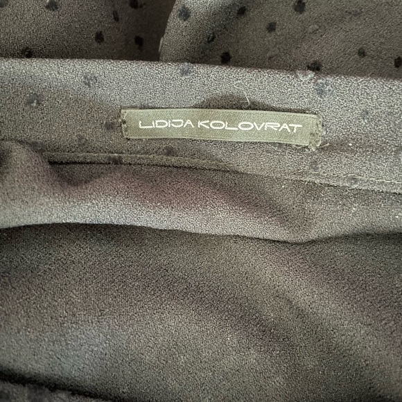 ✨ Designer Asymmetric Skirt - Picture 3 of 5